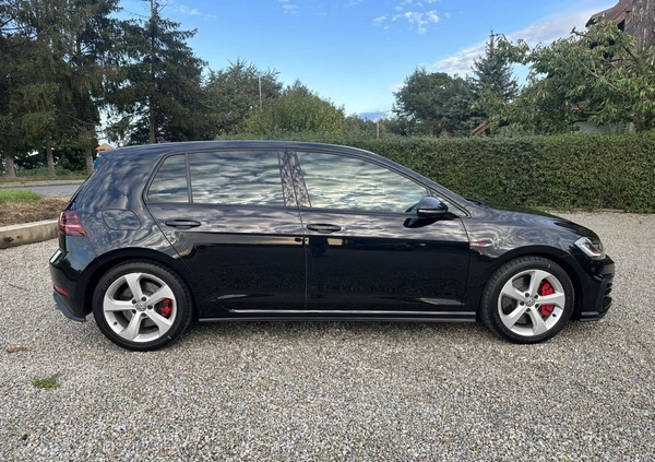 Volkswagen Golf cena 88800 przebieg: 92000, rok produkcji 2019 z Sobótka małe 562